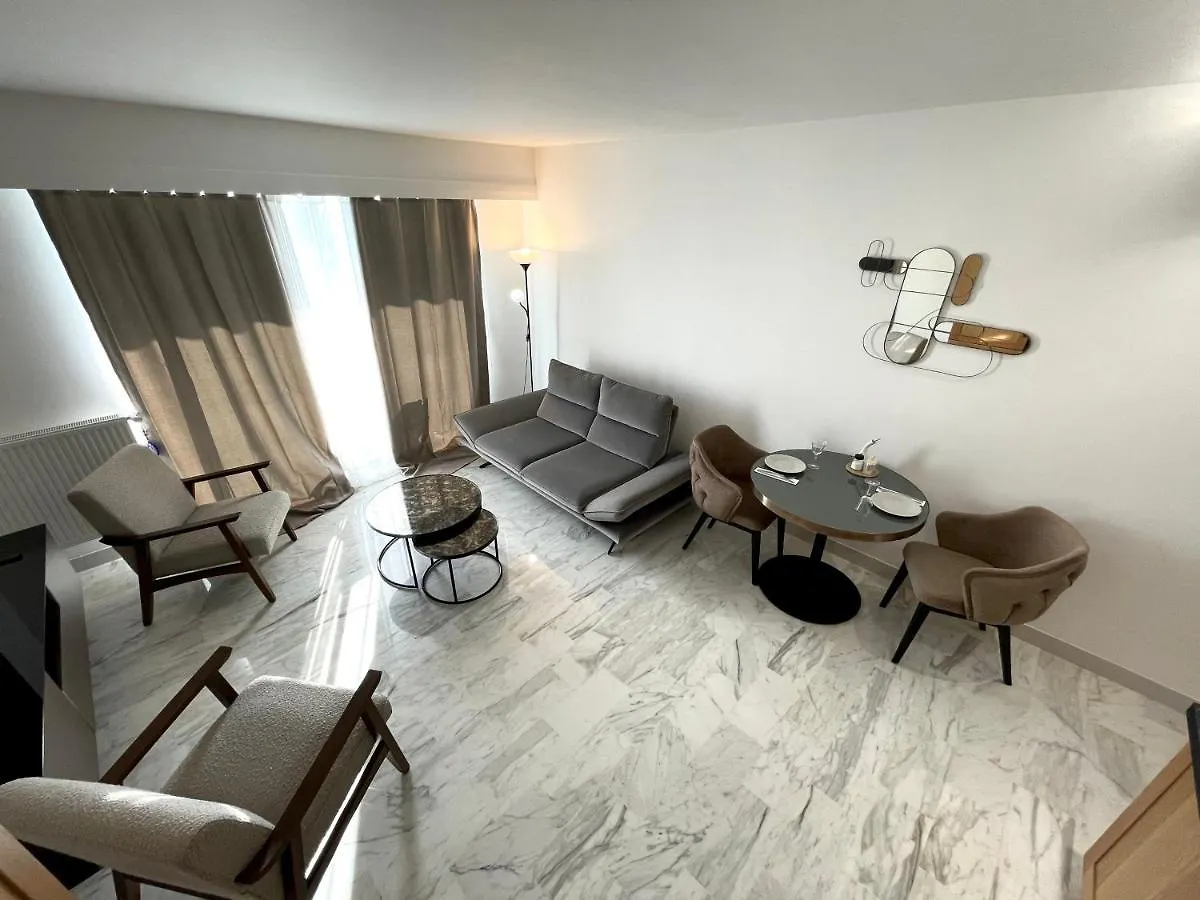 Appartement Bord De Mer Avec Piscine Saint-Laurent-du-Var Apartment