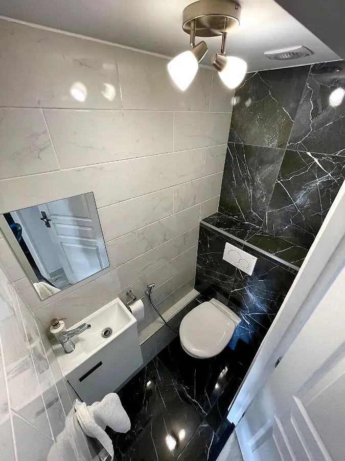 Appartement Bord De Mer Avec Piscine 생로랑뒤바르 프랑스